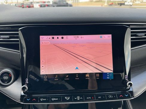 New 2024 Jeep Wagoneer Series III w/ Rear Seat Video Group 1 image 33