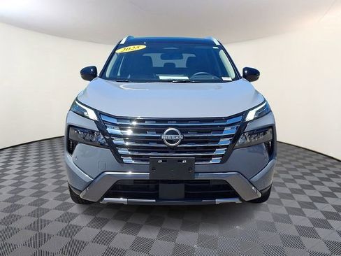 Certified 2025 Nissan Rogue SL w/ Tech Package AWD/4WD image 2