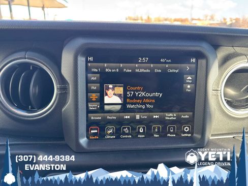 Used 2020 Jeep Gladiator Overland image 23