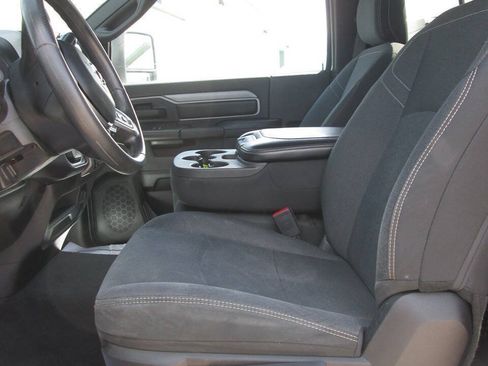 Used 2025 RAM 2500 Tradesman AWD/4WD image 15