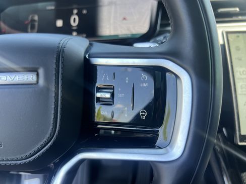 Used 2024 Land Rover Range Rover Sport SE AWD/4WD image 22