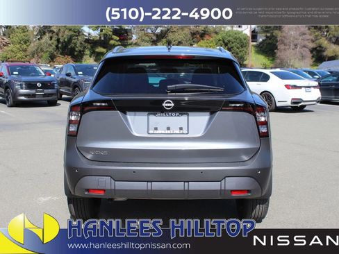 New 2026 Nissan Kicks SV w/ Charging Package image 8