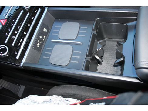 Used 2025 Hyundai Santa Fe SE image 30