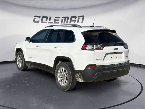 Used 2019 Jeep Cherokee Latitude w/ Popular Appearance Group image 3