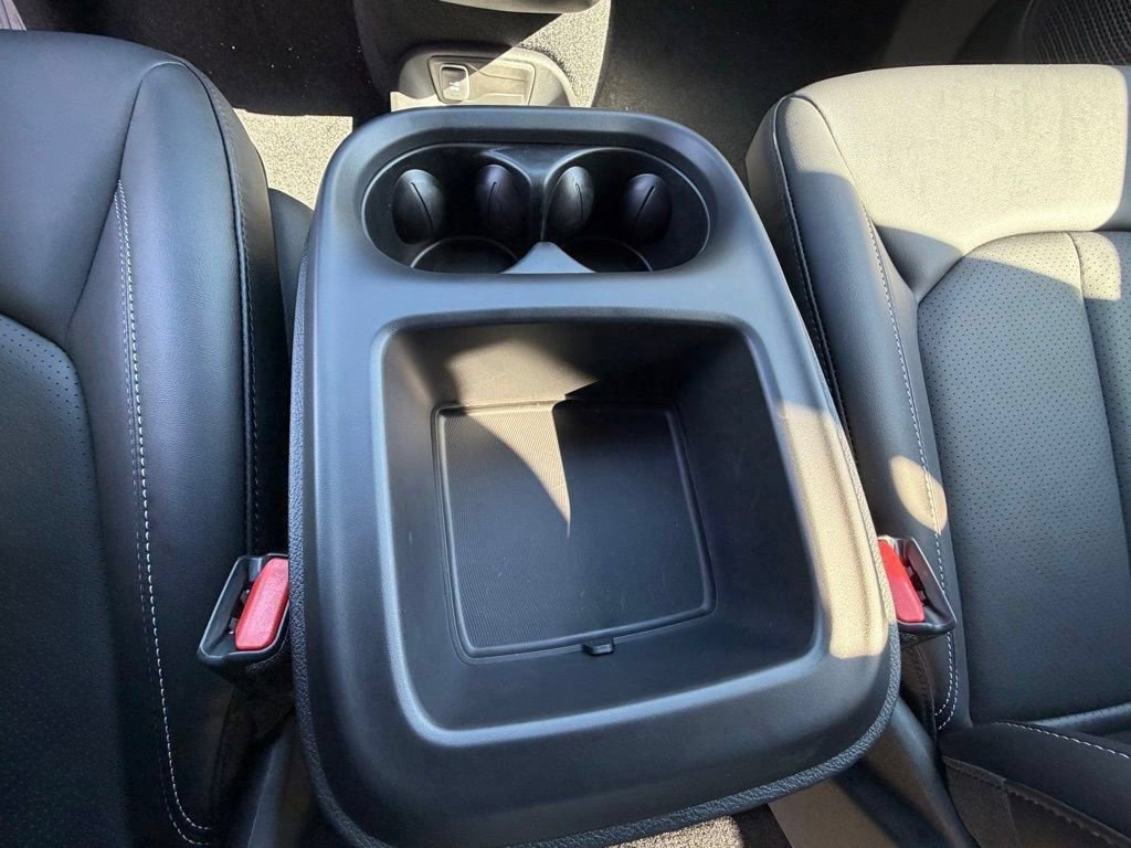 New 2026 Chrysler Pacifica Select FWD image 22