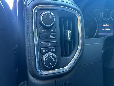 Used 2021 Chevrolet Silverado 1500 LT image 20