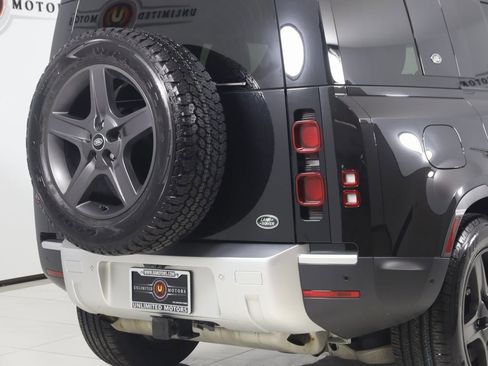 Used 2022 Land Rover Defender 110 SE image 45