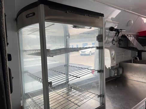 Used 2019 RAM ProMaster 3500 w/ Interior Convenience Group image 21