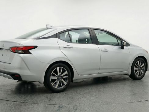 Used 2025 Nissan Versa SV FWD image 9
