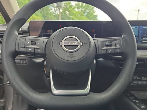New 2026 Nissan Kicks SV w/ SV Premium Package AWD/4WD image 21