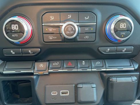 Used 2019 GMC Sierra 1500 SLE image 21