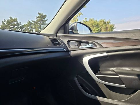 Used 2016 Buick Regal Premium FWD image 26