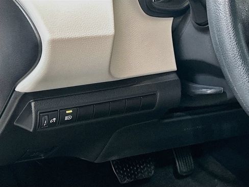 Used 2025 Toyota Corolla LE FWD image 8