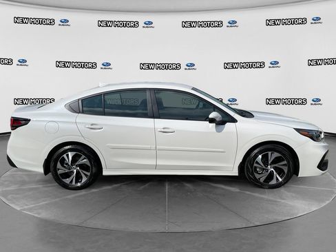 Used 2025 Subaru Legacy Premium AWD/4WD image 8