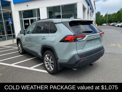 Used 2019 Toyota RAV4 XLE Premium w/ Cold Weather Package AWD/4WD image 4