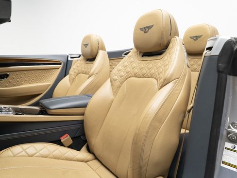 Used 2020 Bentley Continental GT image 15