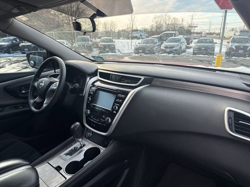 Used 2016 Nissan Murano S image 14
