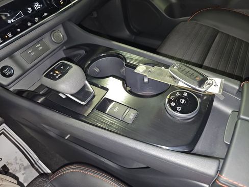 Used 2026 Nissan Rogue SV image 39