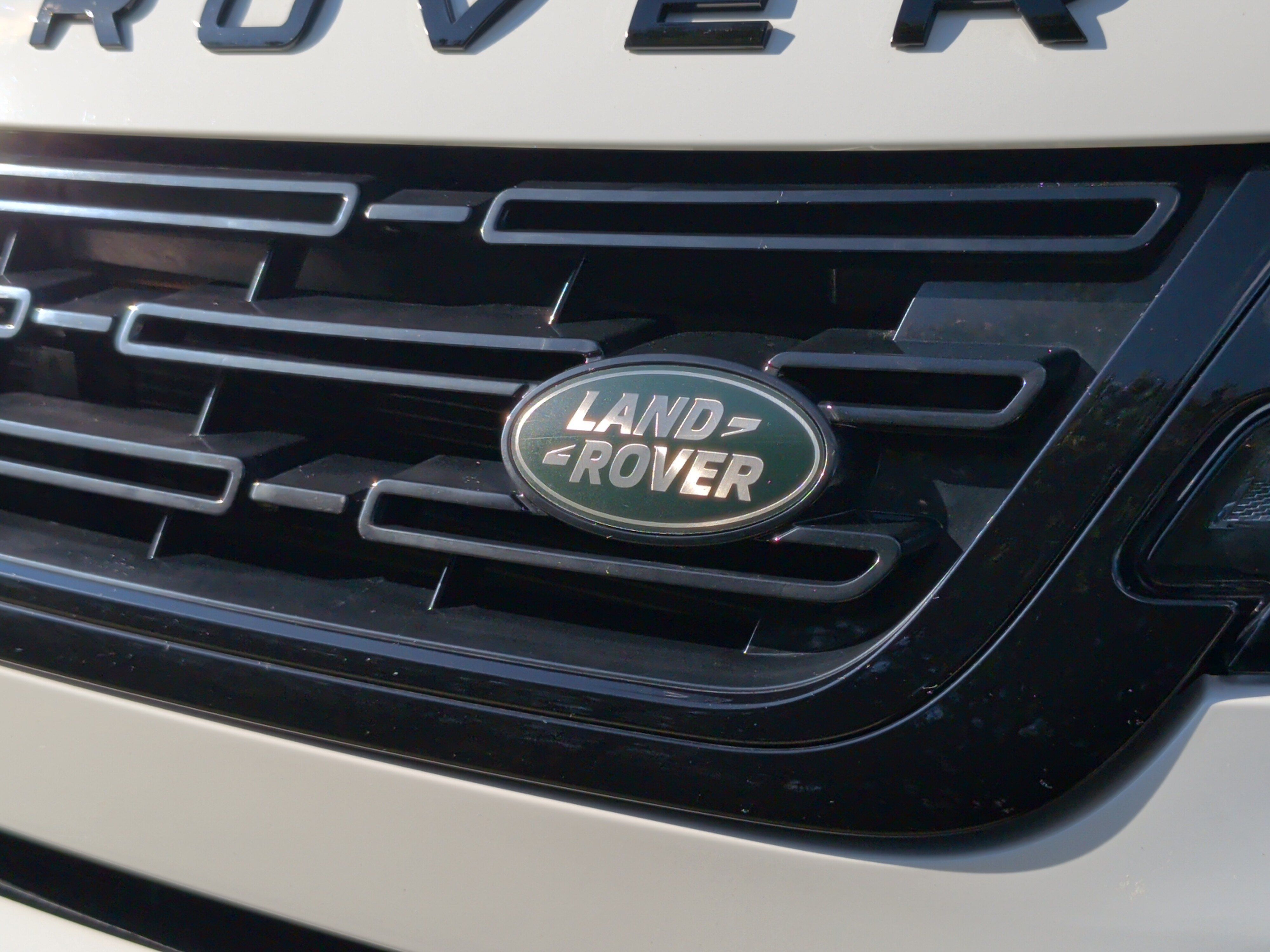 Used 2024 Land Rover Range Rover Evoque Dynamic SE AWD/4WD image 11