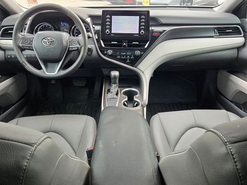 Used 2023 Toyota Camry LE w/ Convenience Package FWD image 11