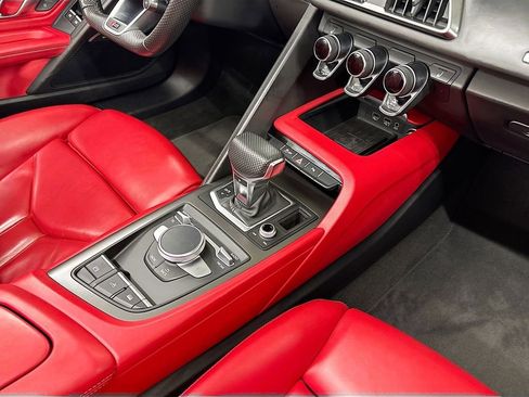 Used 2022 Audi R8 V10 performance image 14