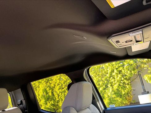 Used 2026 Toyota Tacoma SR5 image 13