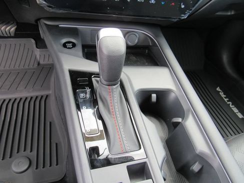 New 2026 Nissan Sentra SR w/ SR Premium Package FWD image 24