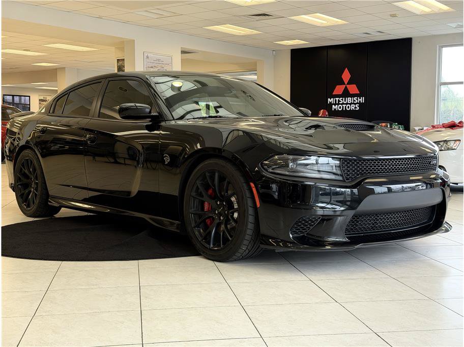 Used 2016 Dodge Charger SRT Hellcat w/ Harman/Kardon Audio Group RWD image 3