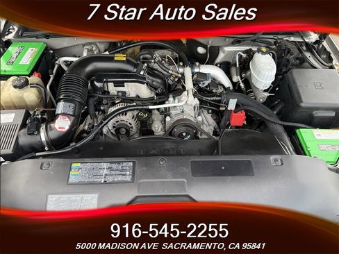 Used 2005 GMC Sierra 2500 SLE w/ Heavy-Duty Power Package image 13