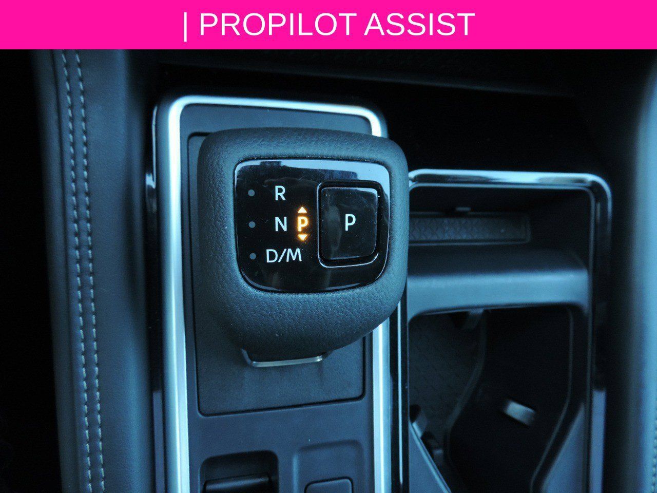Certified 2024 Nissan Pathfinder Platinum FWD image 26