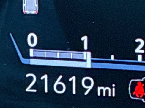 Used 2023 Cadillac Escalade Premium Luxury image 26