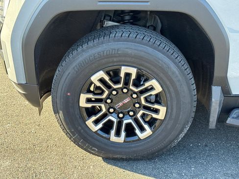 New 2026 GMC Sierra EV Elevation image 10