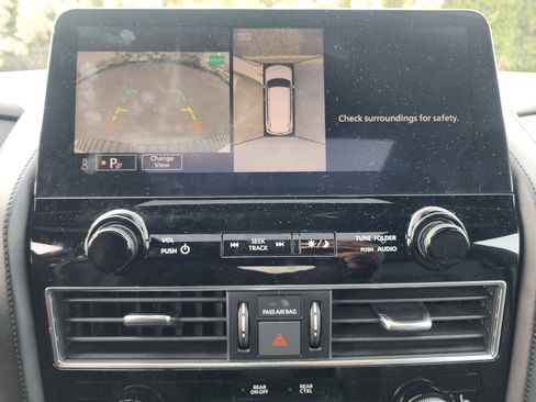 Used 2022 Nissan Armada SL w/ Midnight Edition Package image 36