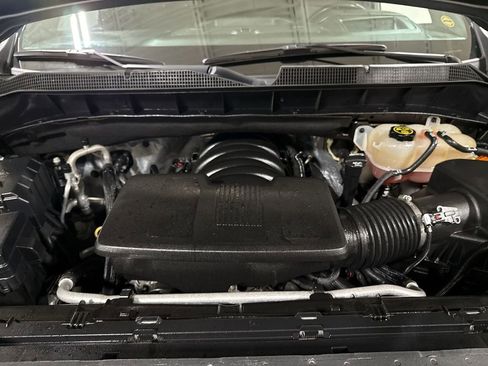 Used 2021 Chevrolet Silverado 1500 LTZ w/ Technology Package image 26