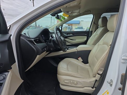 Used 2018 Buick Enclave Premium w/ LPO, Hit The Road Package image 9