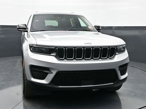 New 2026 Jeep Grand Cherokee Laredo X AWD/4WD image 6