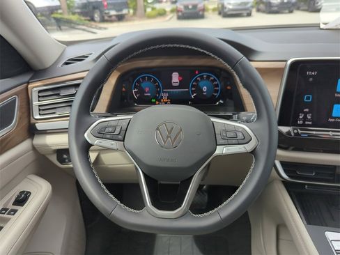 New 2026 Volkswagen Atlas SE image 22