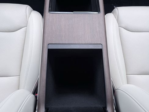 Used 2023 Tesla Model S AWD/4WD image 58