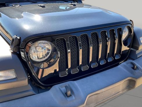 Used 2021 Jeep Wrangler Unlimited Sport AWD/4WD image 29