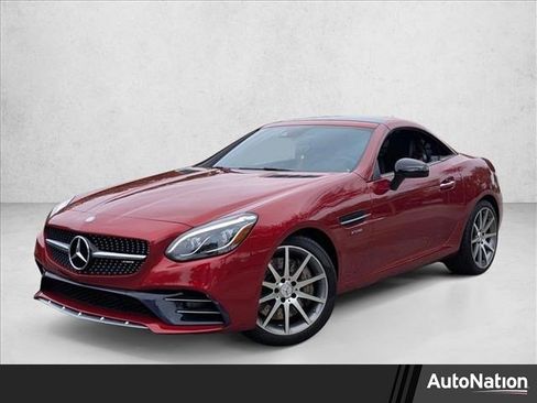 Used 2017 Mercedes-Benz SLC 43 AMG image 1
