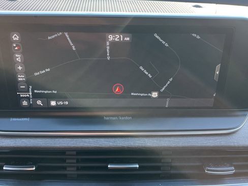 Used 2021 Kia Telluride SX w/ SX Prestige Package image 13