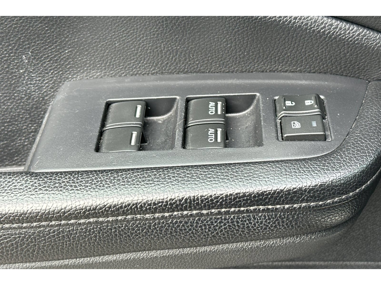 Used 2019 Honda Passport Elite image 12