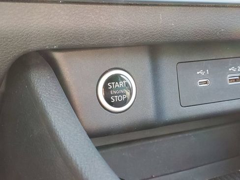 Used 2023 Nissan Rogue SV AWD/4WD image 30