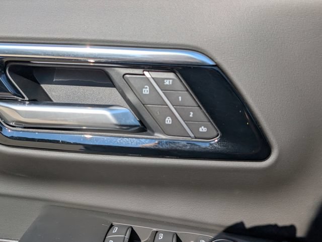 New 2026 Chevrolet Tahoe High Country AWD/4WD image 14