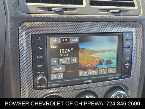 Used 2014 Dodge Challenger R/T w/ Electronics Convenience Group image 15