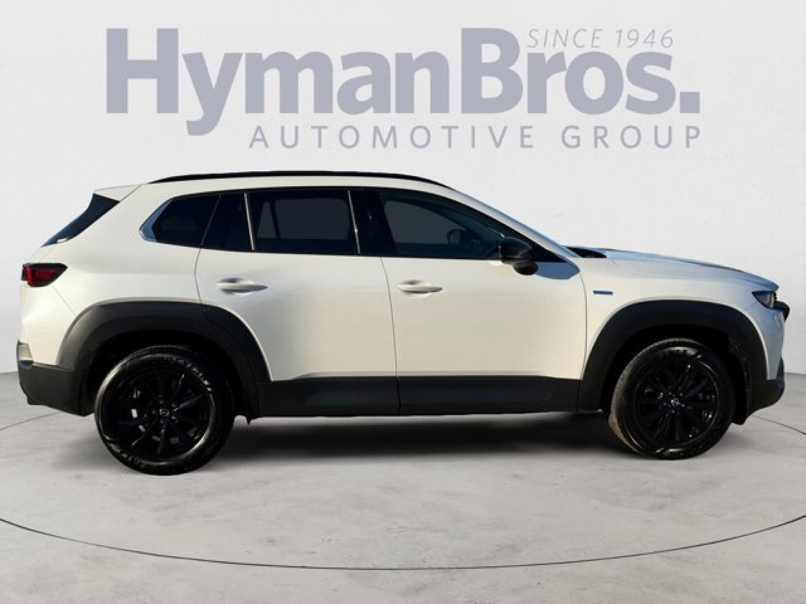 Used 2025 MAZDA CX-50 AWD 2.5 Hybrid w/ Premium Pkg image 2