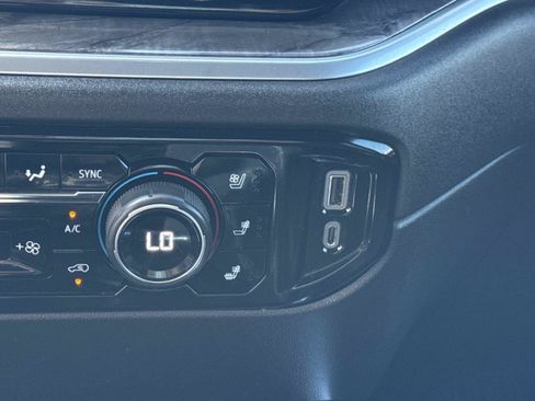 Used 2023 Chevrolet Silverado 1500 LTZ AWD/4WD image 31