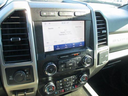 Used 2020 Ford F250 Lariat image 26