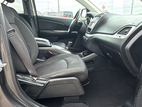 Used 2018 Dodge Journey SE w/ Popular Equipment Group image 26