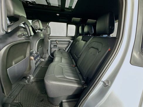 Used 2020 Land Rover Defender 110 X image 25